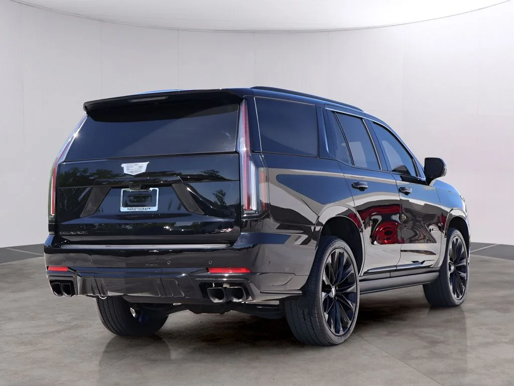 Used 2025 Black Raven Cadillac V-Series image 7