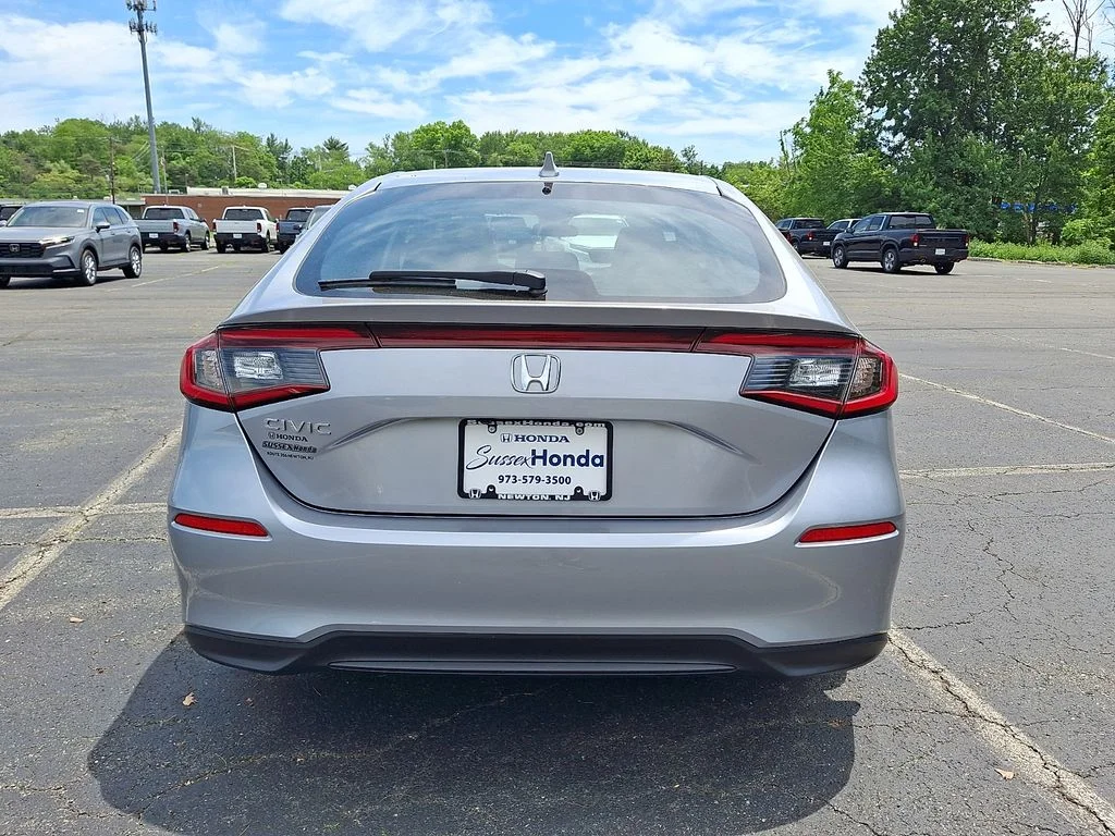 Certified Used 2024 Lunar Silver Metallic Honda EX-L image 5