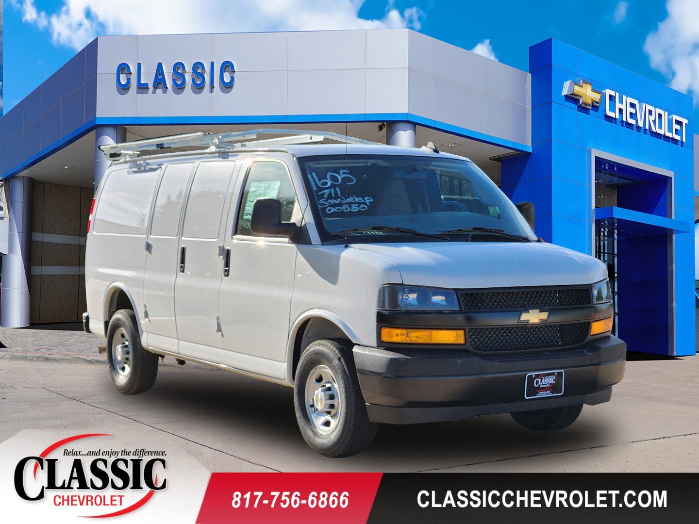 Summit White 2024 Chevrolet Express Cargo 2500 RWD Van Rear-Wheel Drive 8-Speed Automatic