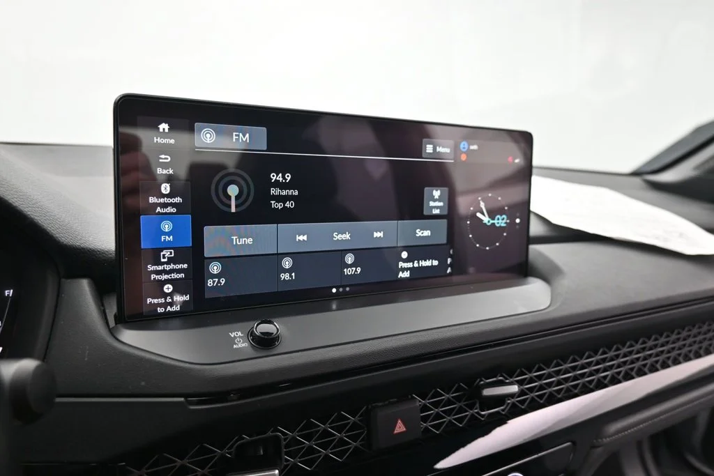 Used 2023  Honda Sport image 23