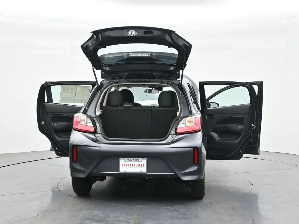 Used 2024  Mitsubishi ES image 42