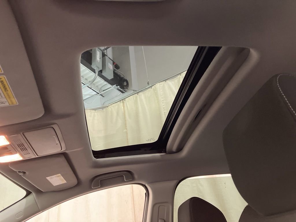 Used 2017 Green Honda EX image 8