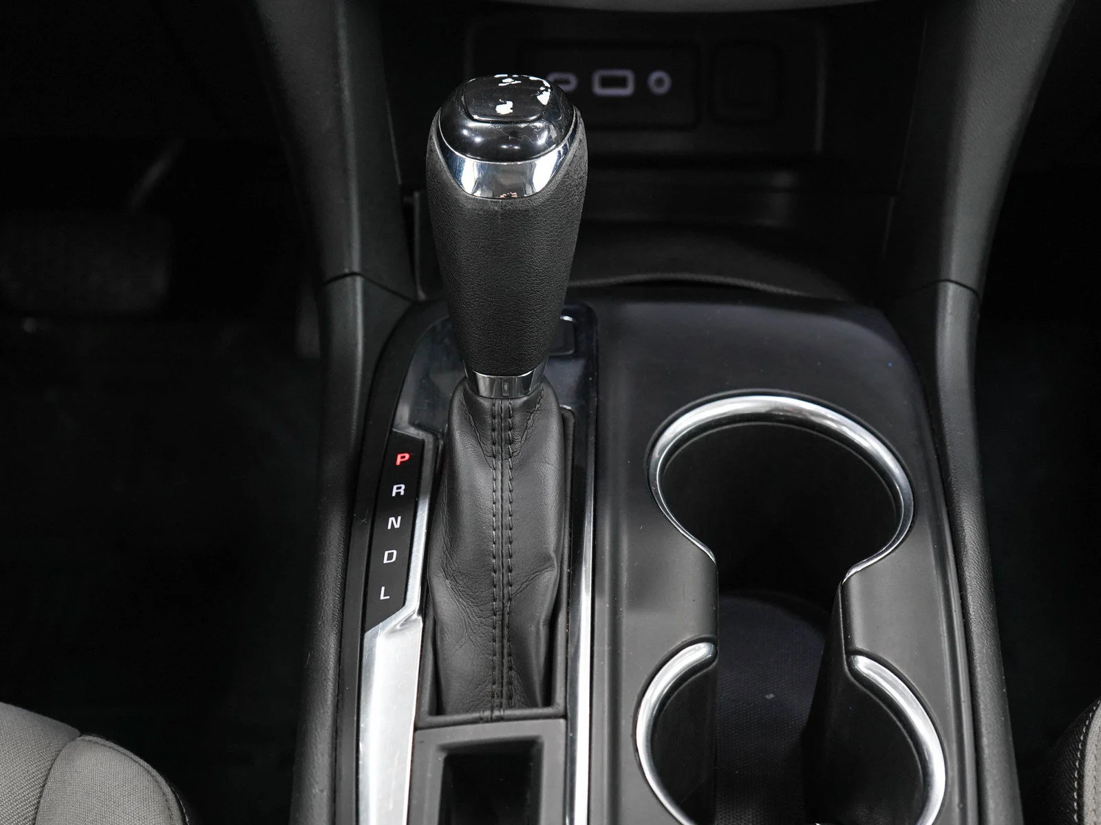 Used 2020 Summit White Chevrolet LT image 19