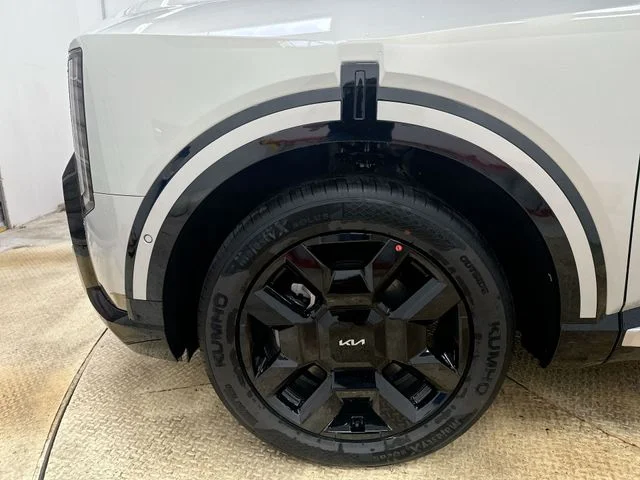 New 2027 Ivory Silver Kia SX-PRESTIGE image 20