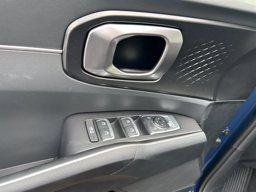 New 2026 Black Kia S image 33
