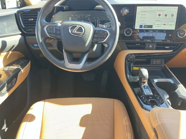 Certified Used 2026 GRAPHITE BLACK GF. Lexus 350 Base image 13