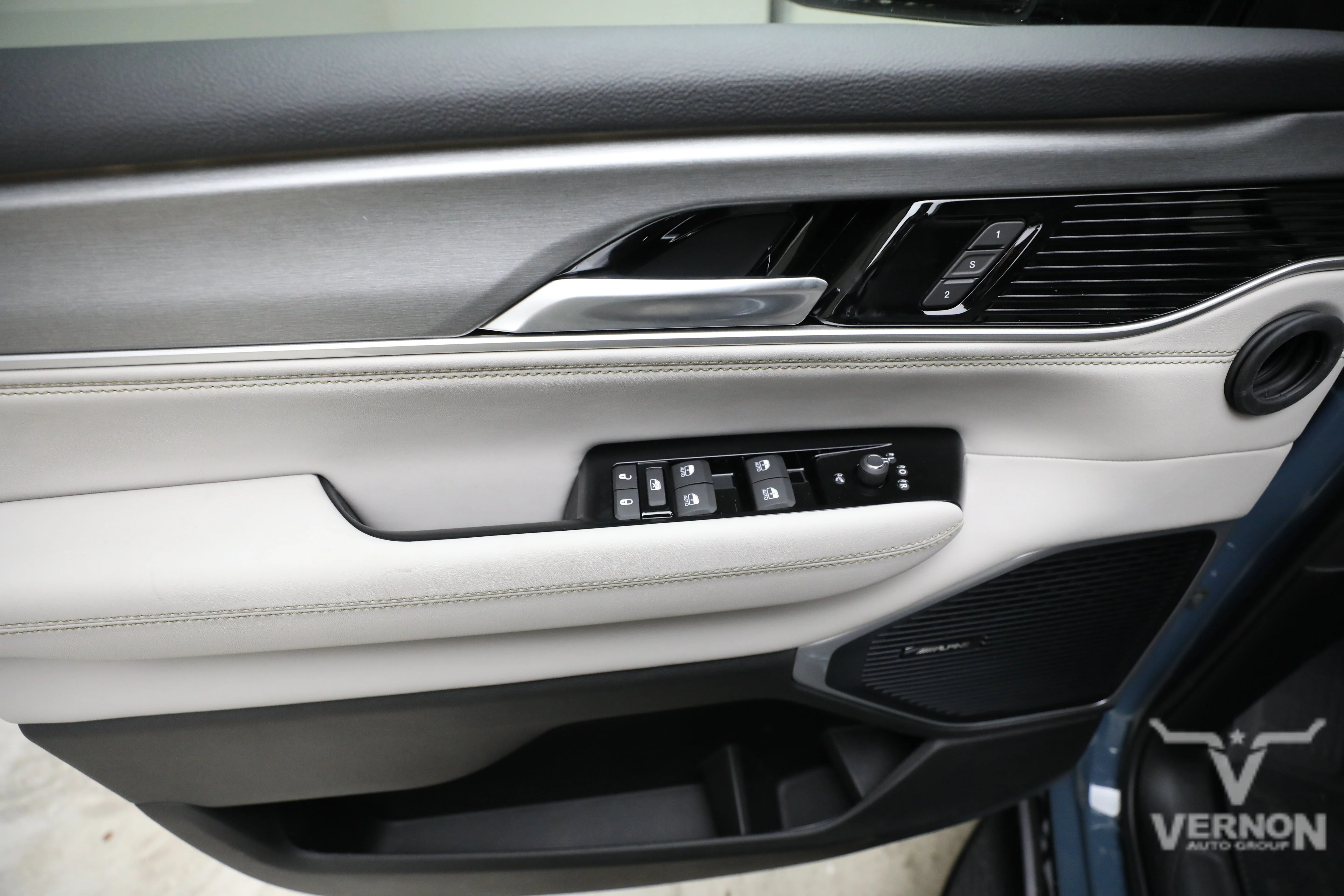 New 2026 Jeep Grand Wagoneer Base 4x4