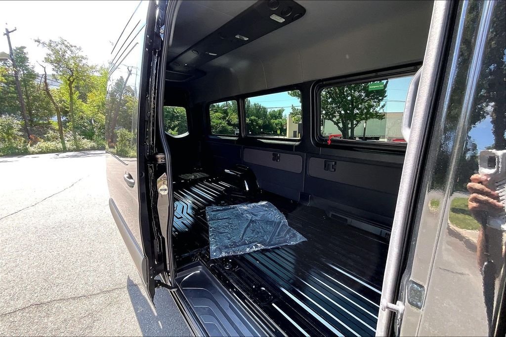New 2026 Obsidian Black Metallic Mercedes-Benz Cargo 170 WB image 5