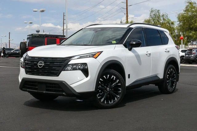 New 2026 Everest White Pearl TriCoat Nissan Dark Armor image 1