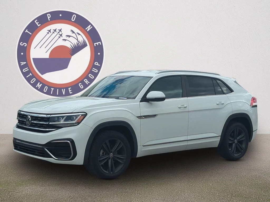 Used 2021 White Volkswagen 3.6L V6 SE w/Technology R-Line image 2