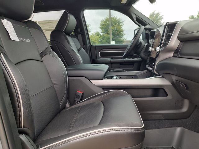 New 2026 Ceramic Gray Clear-Coat Exterior Paint RAM Laramie image 31