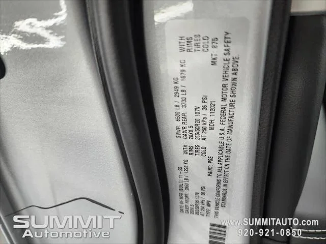 New 2025 Silver Zynith Exterior Paint Jeep Limited image 77