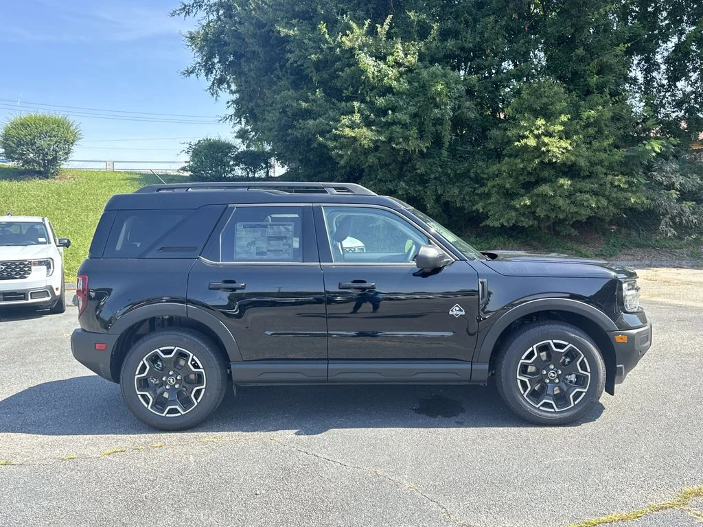 New 2026 Shadow Black Ford Outer Banks image 8