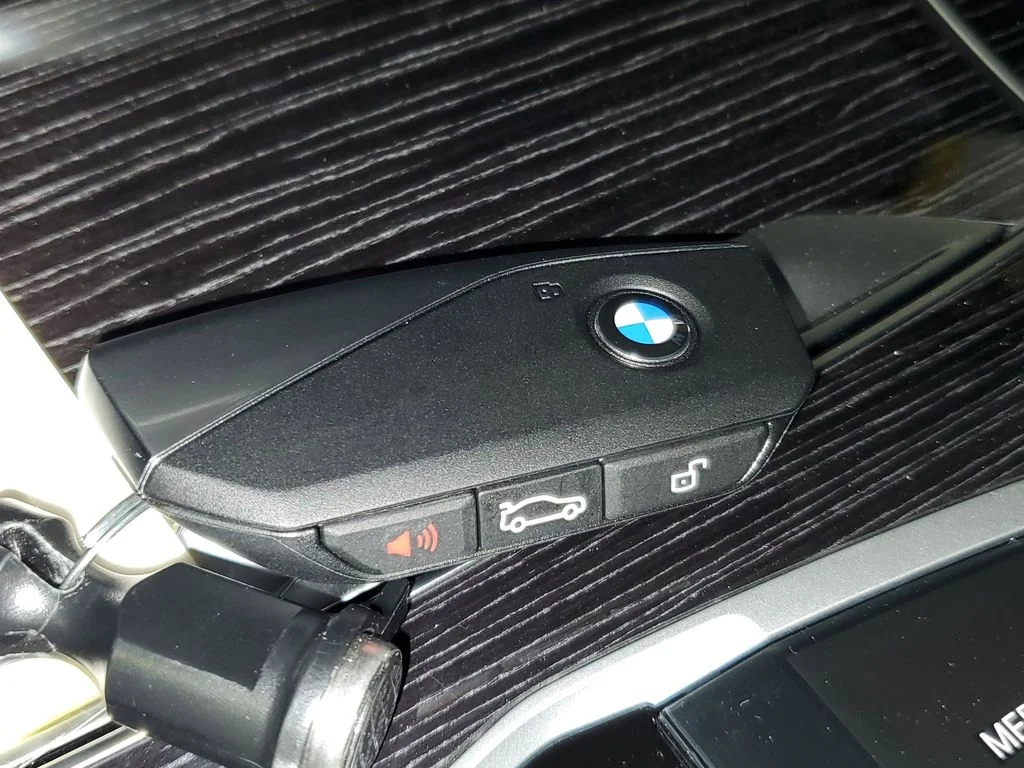 Used 2026 Black Sapphire Metallic BMW sDrive40i image 26