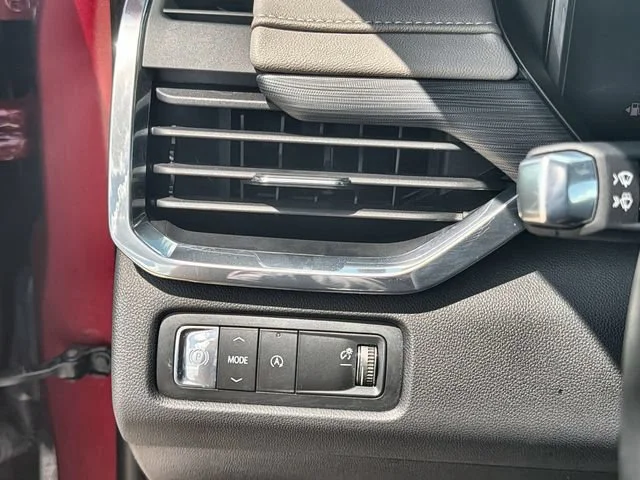 2026 GMC Acadia Elevation - Photo 17