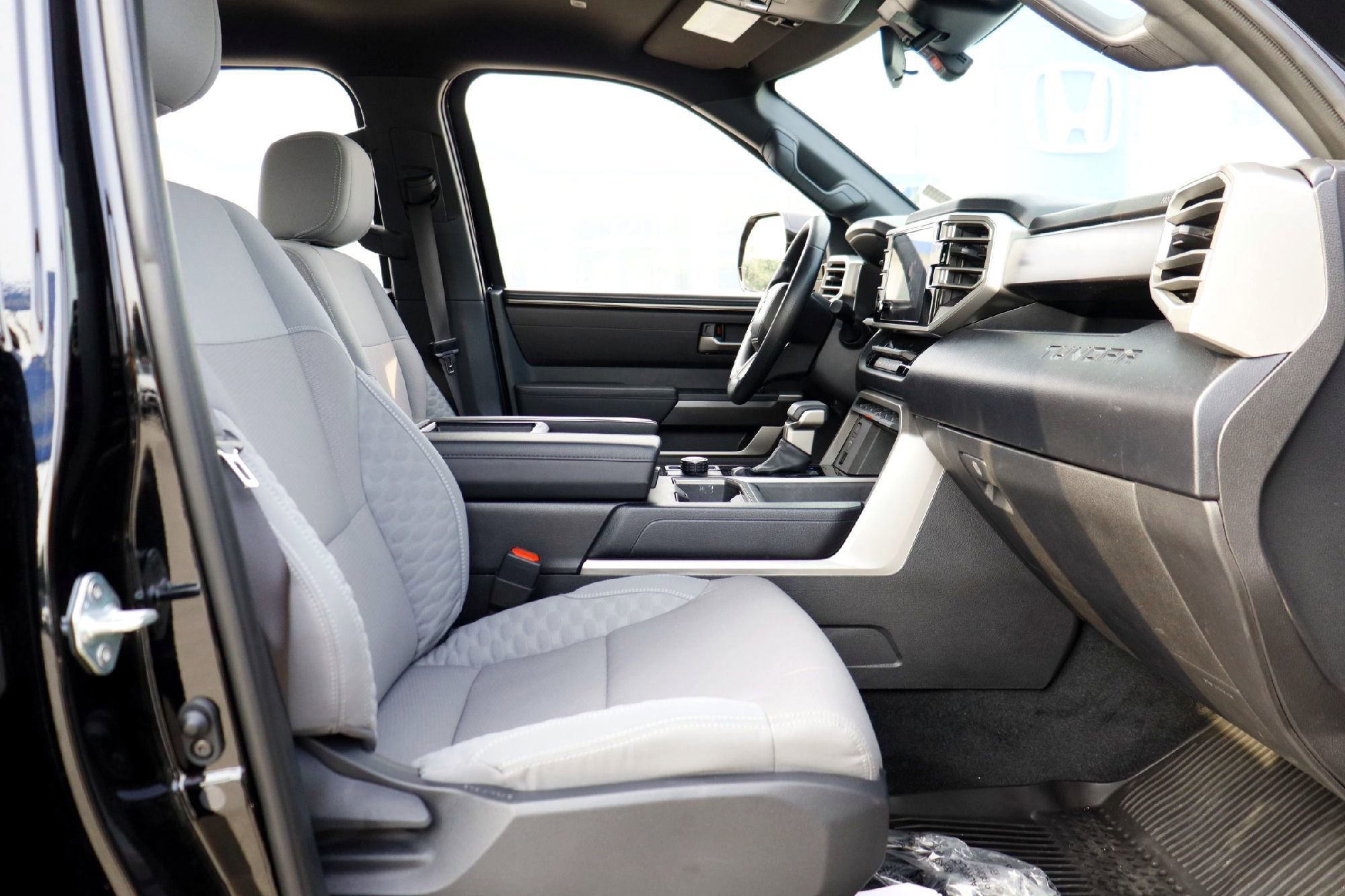Used 2025 Midnight Black Metallic Toyota SR5 image 21