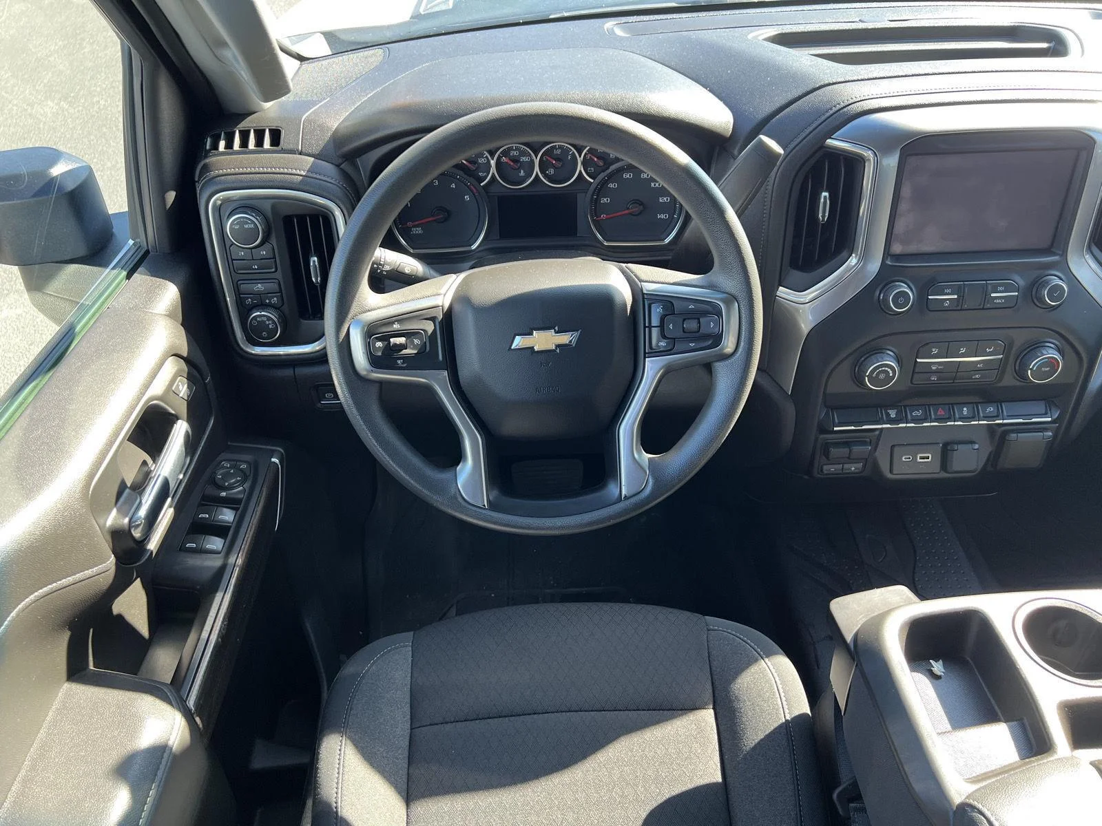 2022 Chevrolet Silverado 3500HD LT - Photo 32