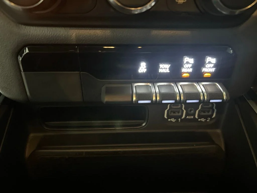 Used 2022 Black Ram Big Horn/Lone Star image 46