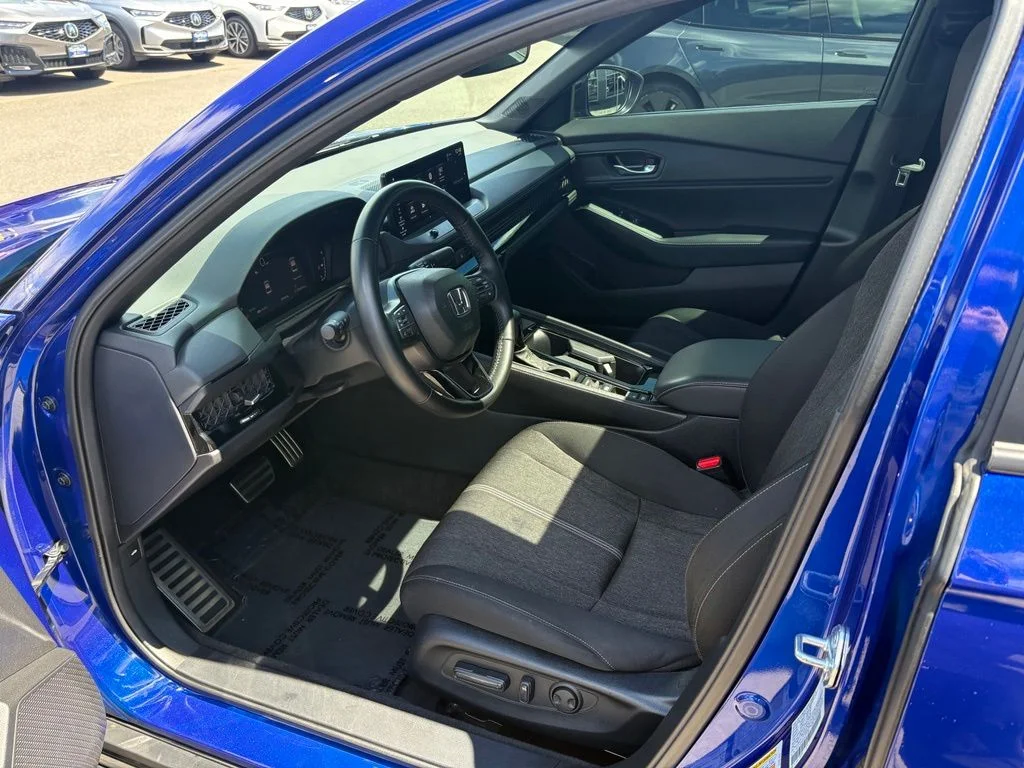 Used 2024 Blue Honda Sport image 13