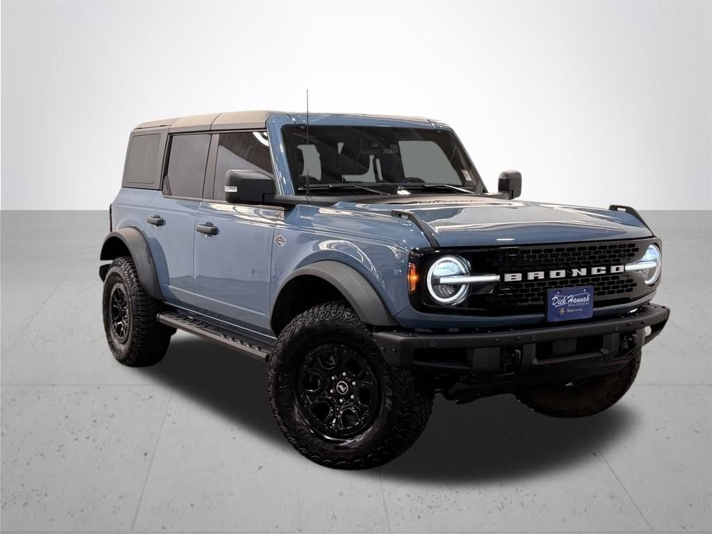 Used 2024 Gray Ford Wildtrak image 7