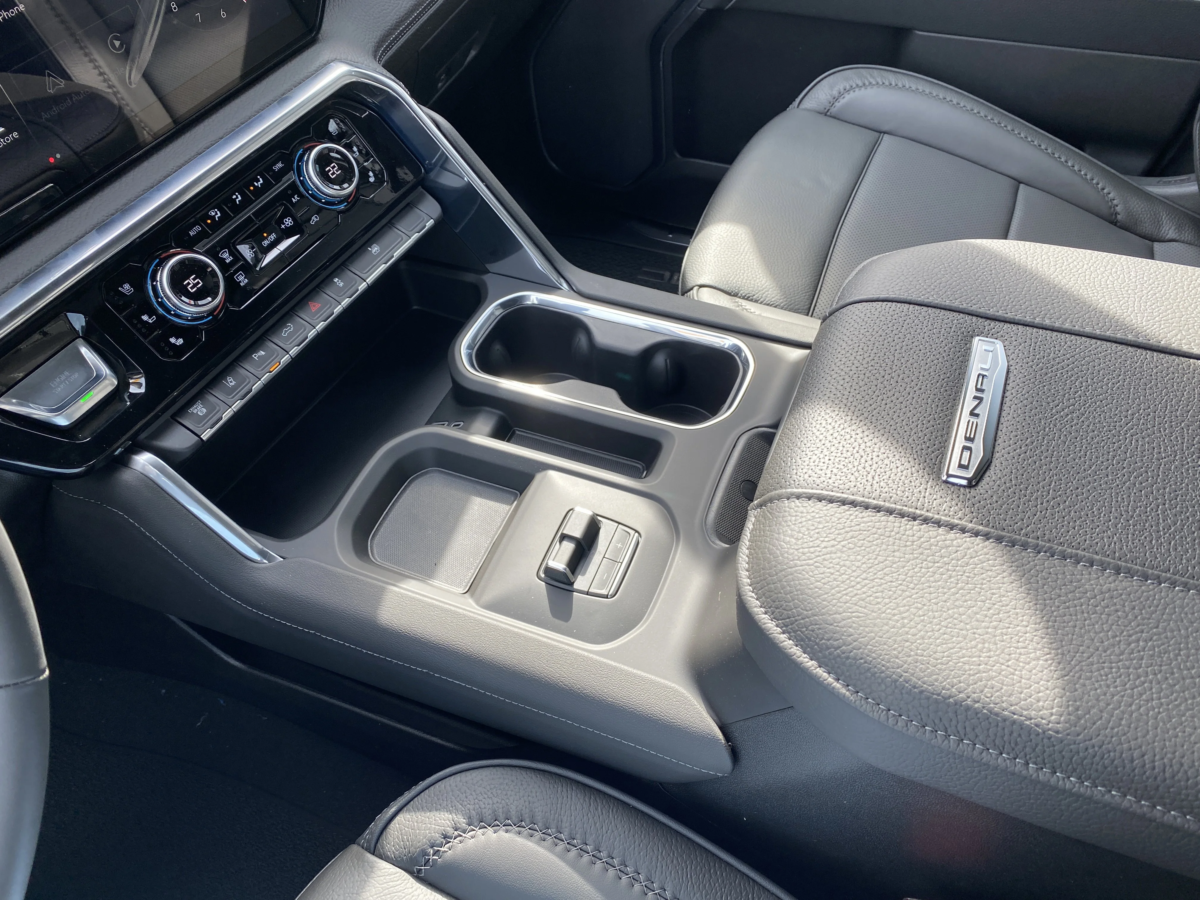 New 2026 GLACIER WHITE TRICOAT GMC Denali image 24