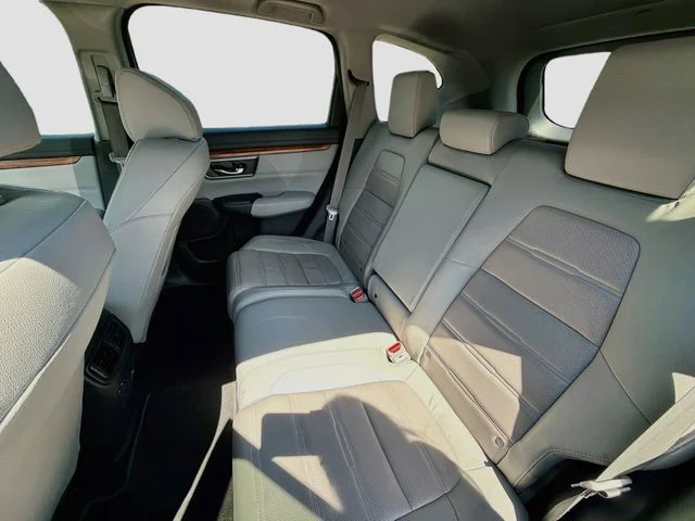 Used 2018  Honda EX-L image 21