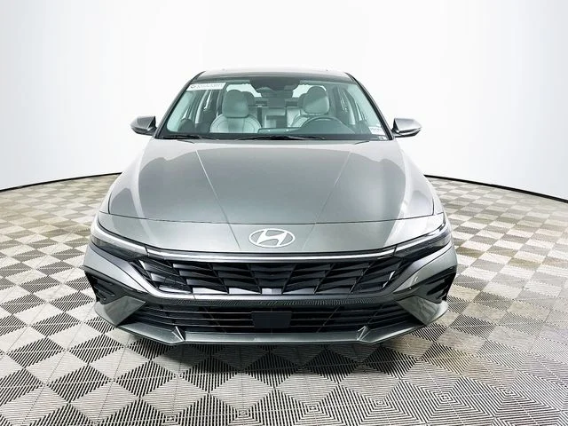 New 2026 Hyundai ELANTRA Limited