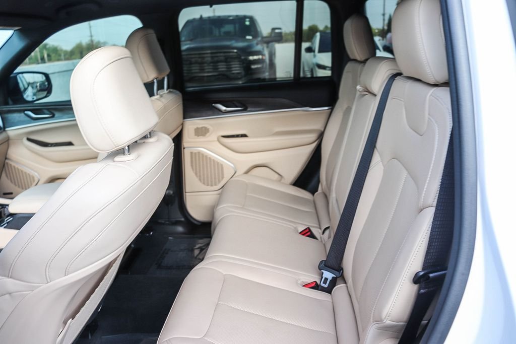 Used 2023 Bright White Clearcoat Jeep Limited image 22