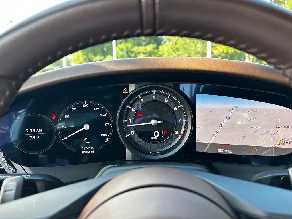 Used 2024  Porsche Carrera image 11