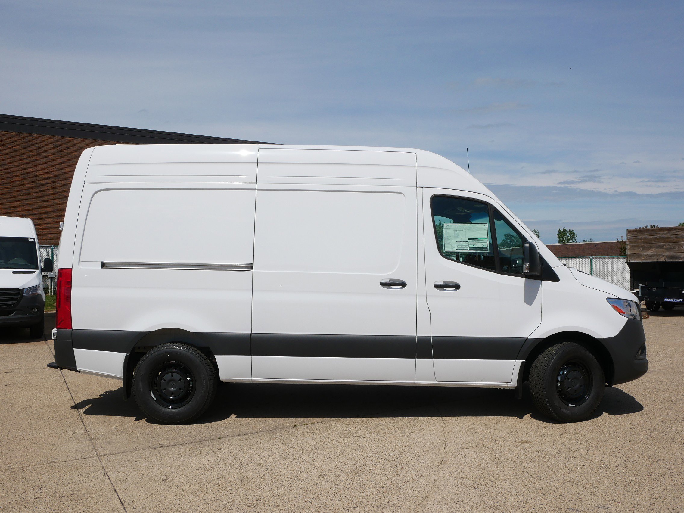 New 2025 Arctic White Mercedes-Benz 2500 Standard Roof I4 Diesel HO 144 RWD image 2