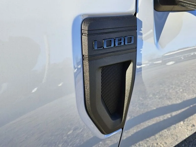 New 2026 Space White Metallic Ford Lobo™ image 15