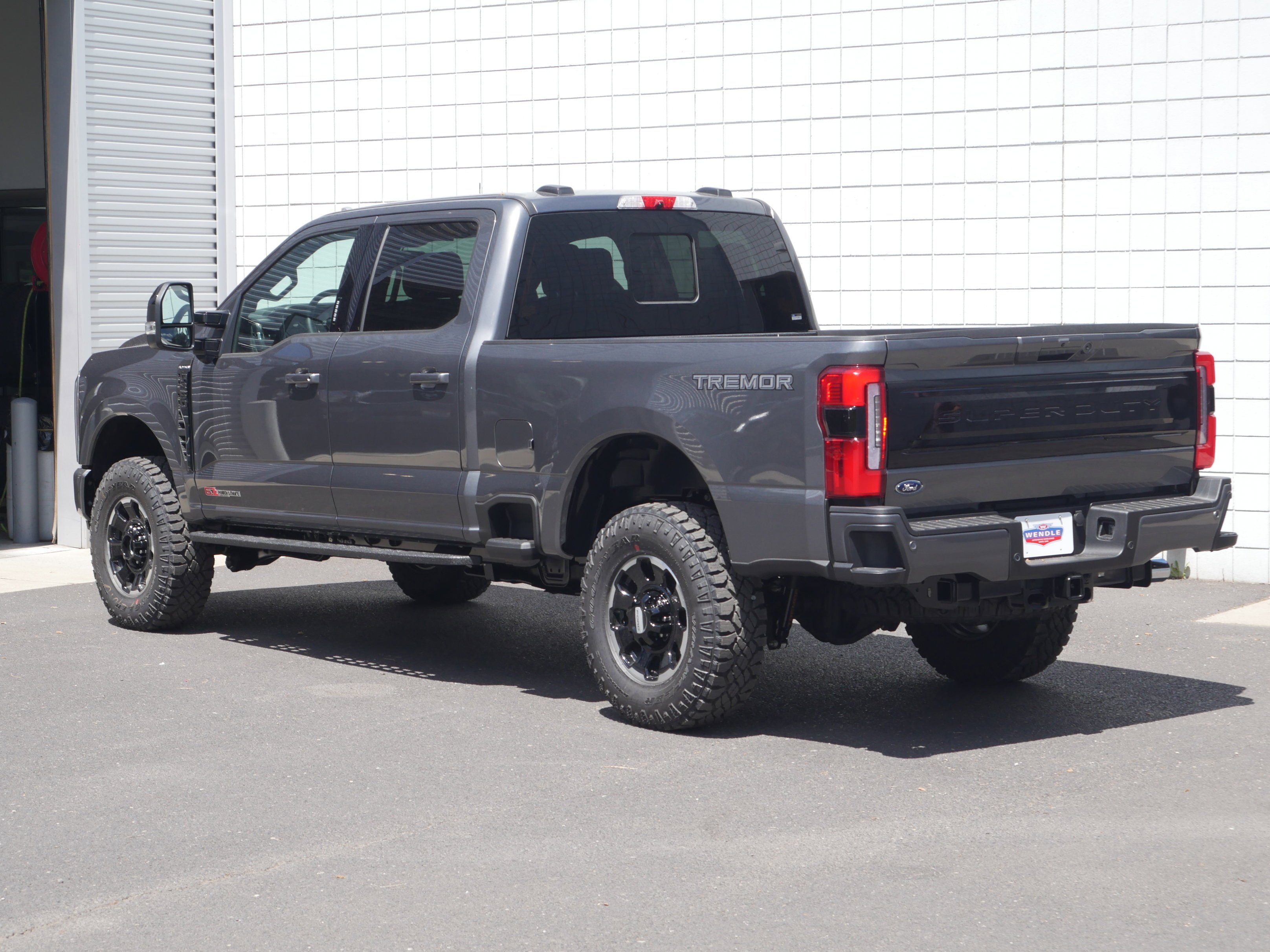 New 2026 Carbonized Gray Metallic Ford F-350® Platinum® image 25
