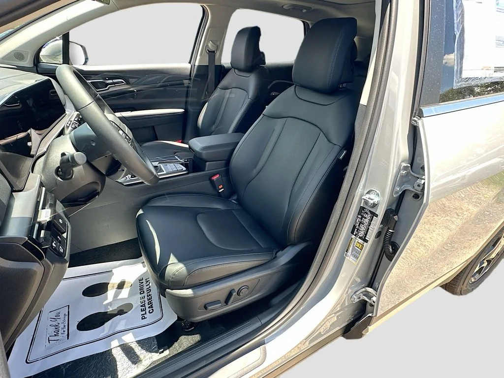 New 2026 Wolf Gray Kia EX image 20