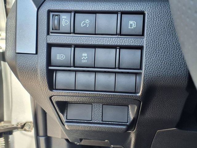 Used 2025  Toyota SR5 image 22