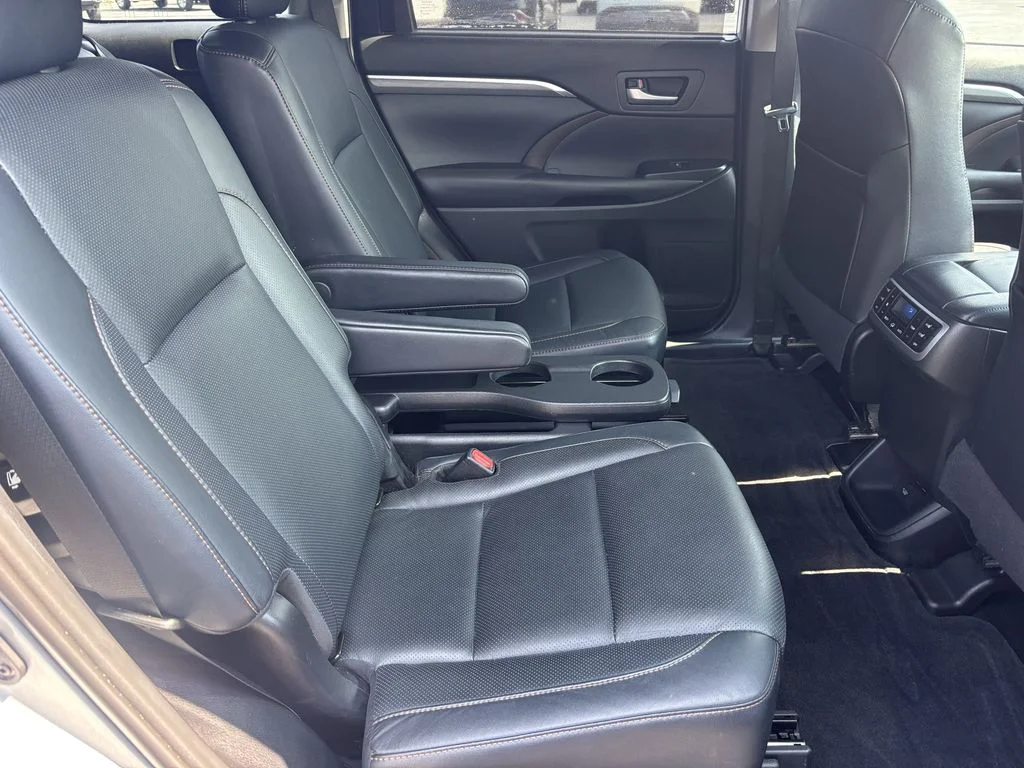 Used 2019 Silver Toyota Limited Platinum image 21