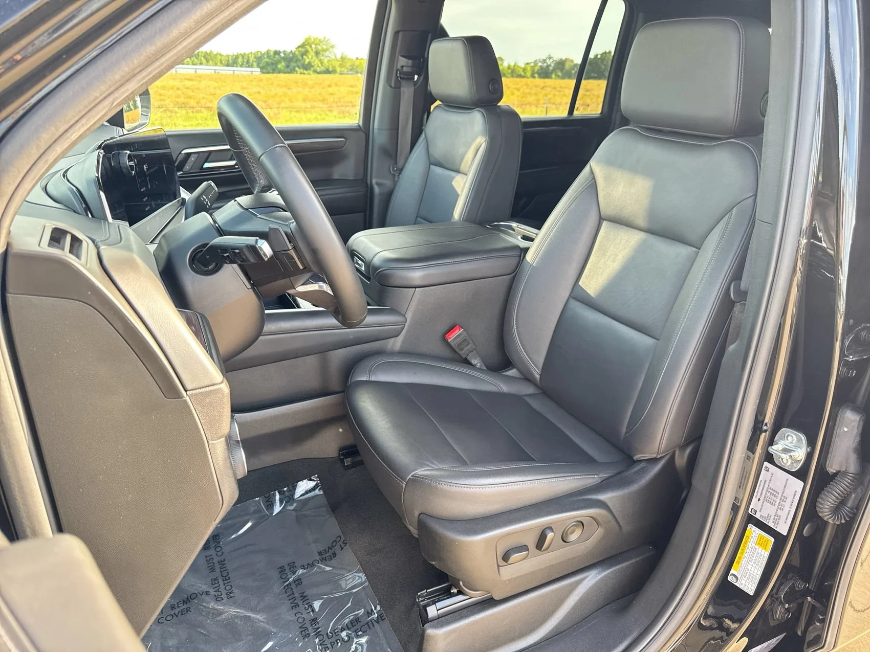 Used 2025 Black Chevrolet LT image 11