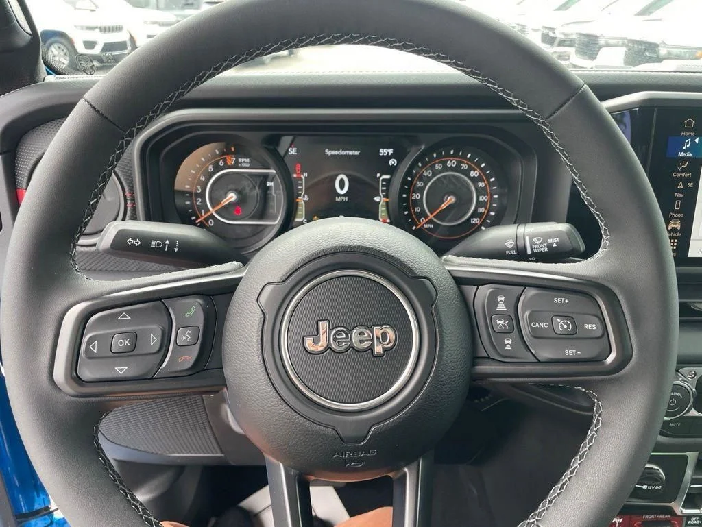 New 2026 Hydro Blue Pearl-Coat Exterior Paint Jeep Rubicon X image 21