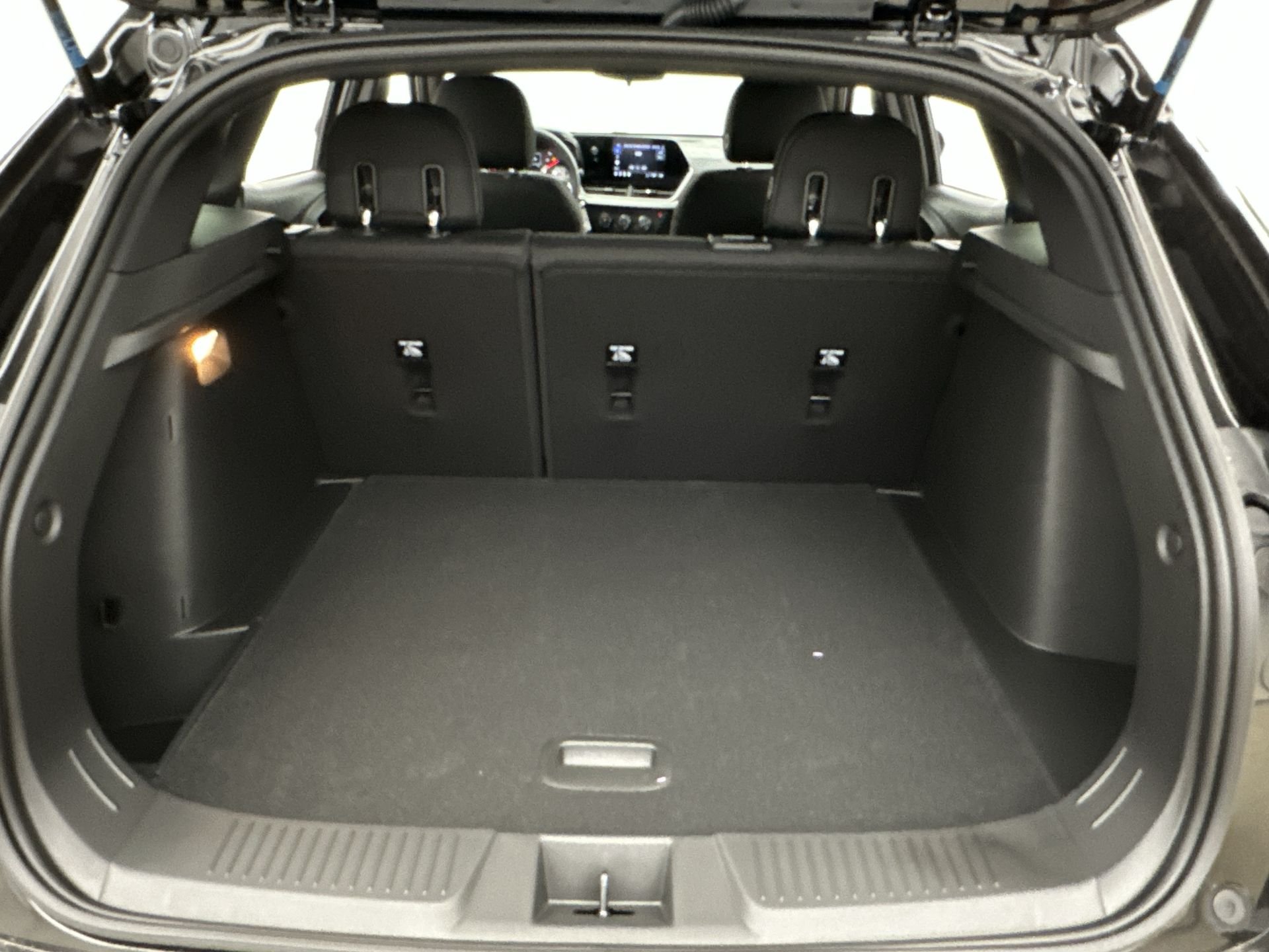 2026 Chevrolet Trax RS - Photo 76
