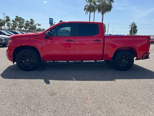 Used 2024 Red Chevrolet Custom image 4