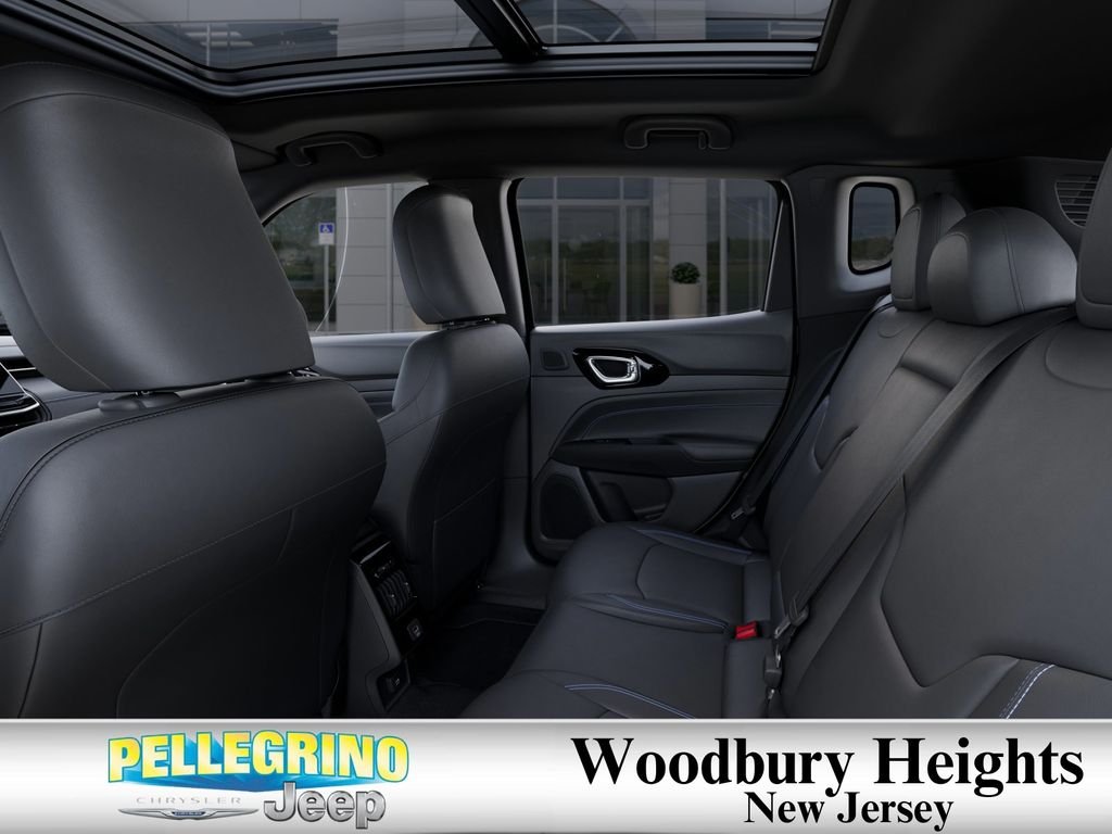 2025 Jeep Compass Limited - Photo 23