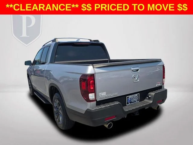 Used 2021  Honda Sport image 9
