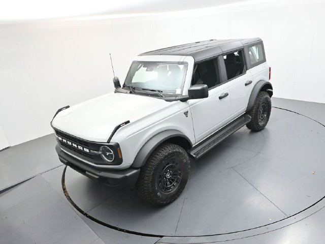 New 2026 Avalanche Gray Ford Base image 37