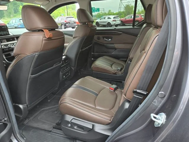 Used 2025 Gray Honda Elite image 13
