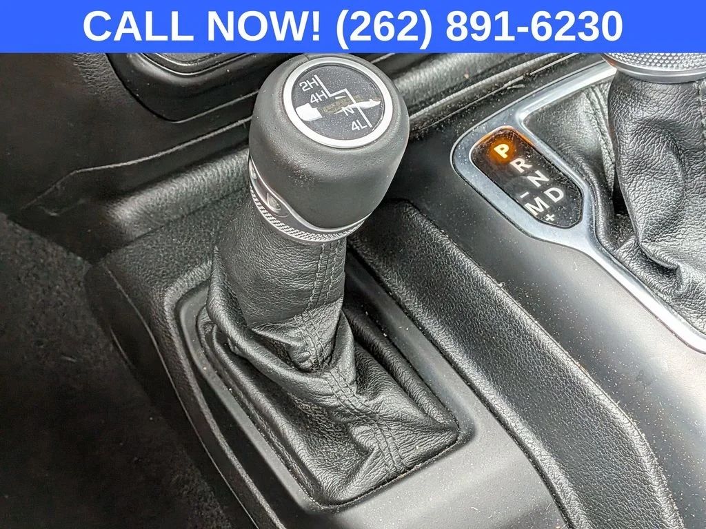 Used 2021 Blue Jeep Unlimited Sahara Altitude image 21
