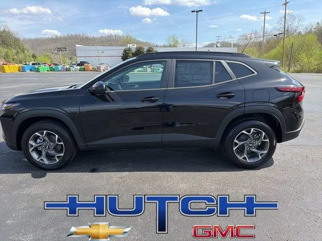 New 2026 Mosaic Black Metallic Chevrolet LT image 8