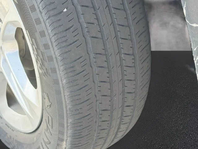 Used 2023 Gray Jeep Sport image 10