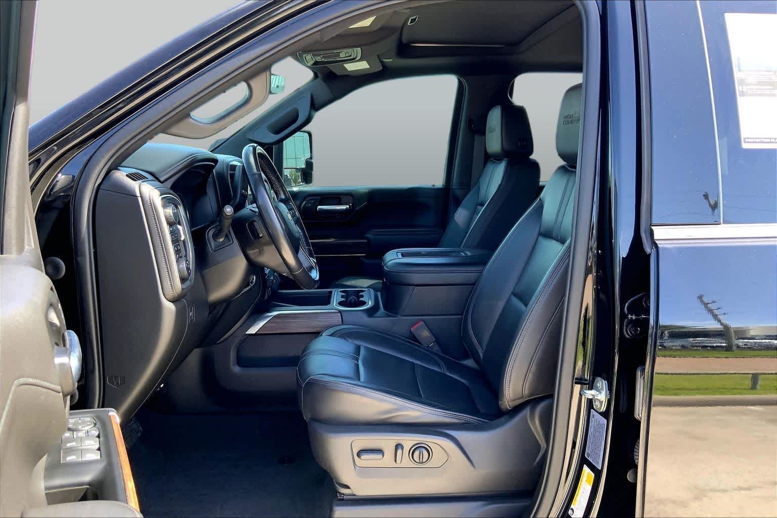 Used 2022 Black Chevrolet High Country image 15