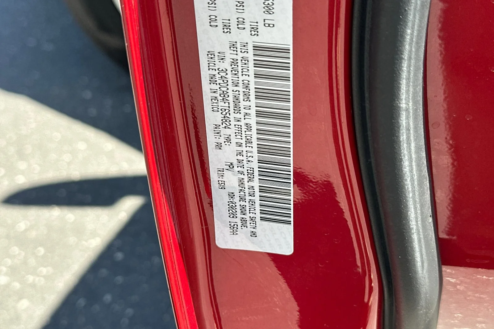 Used 2015 Redline 2 Coat Pearl Dodge American Value Pkg image 27