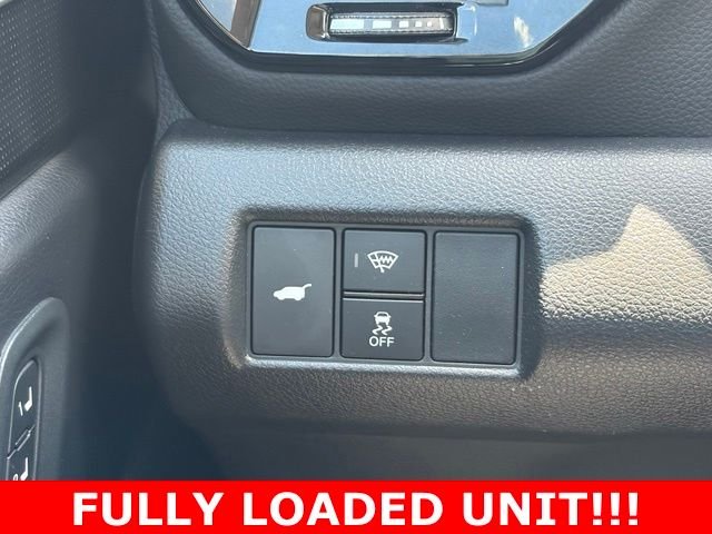 Used 2023 White Honda Elite image 21