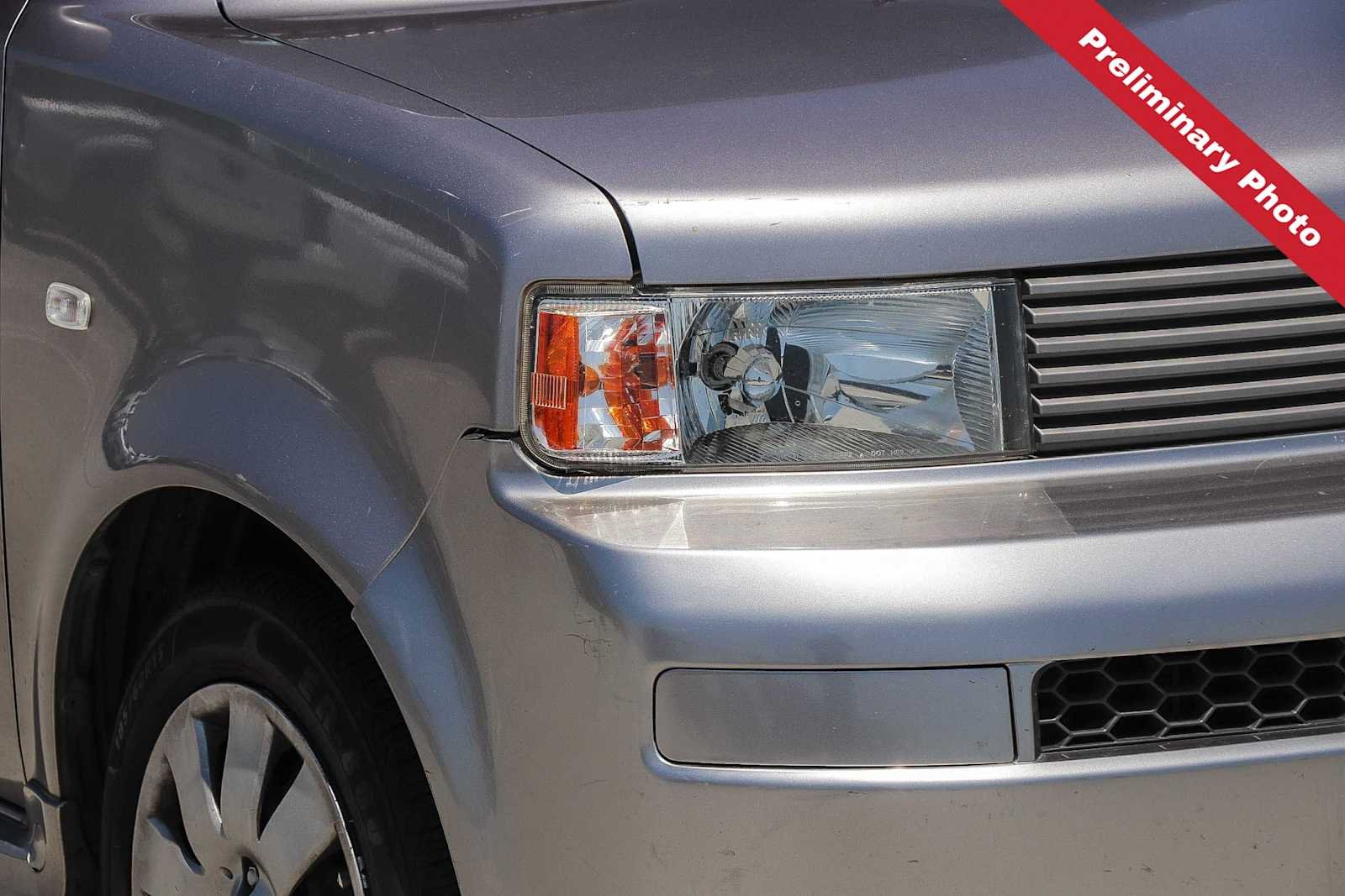 Used 2006 Thunder Cloud Metallic Scion  image 4